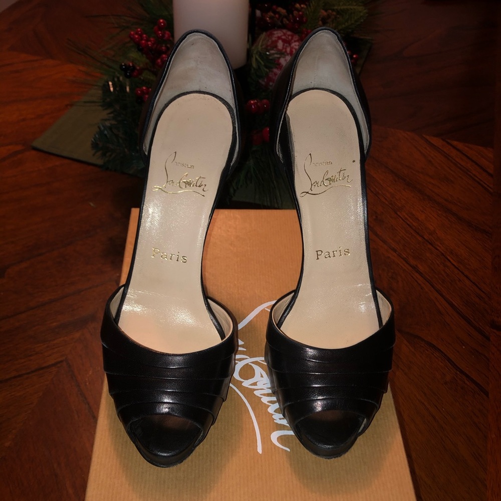 Authentic Christian Louboutin pumps